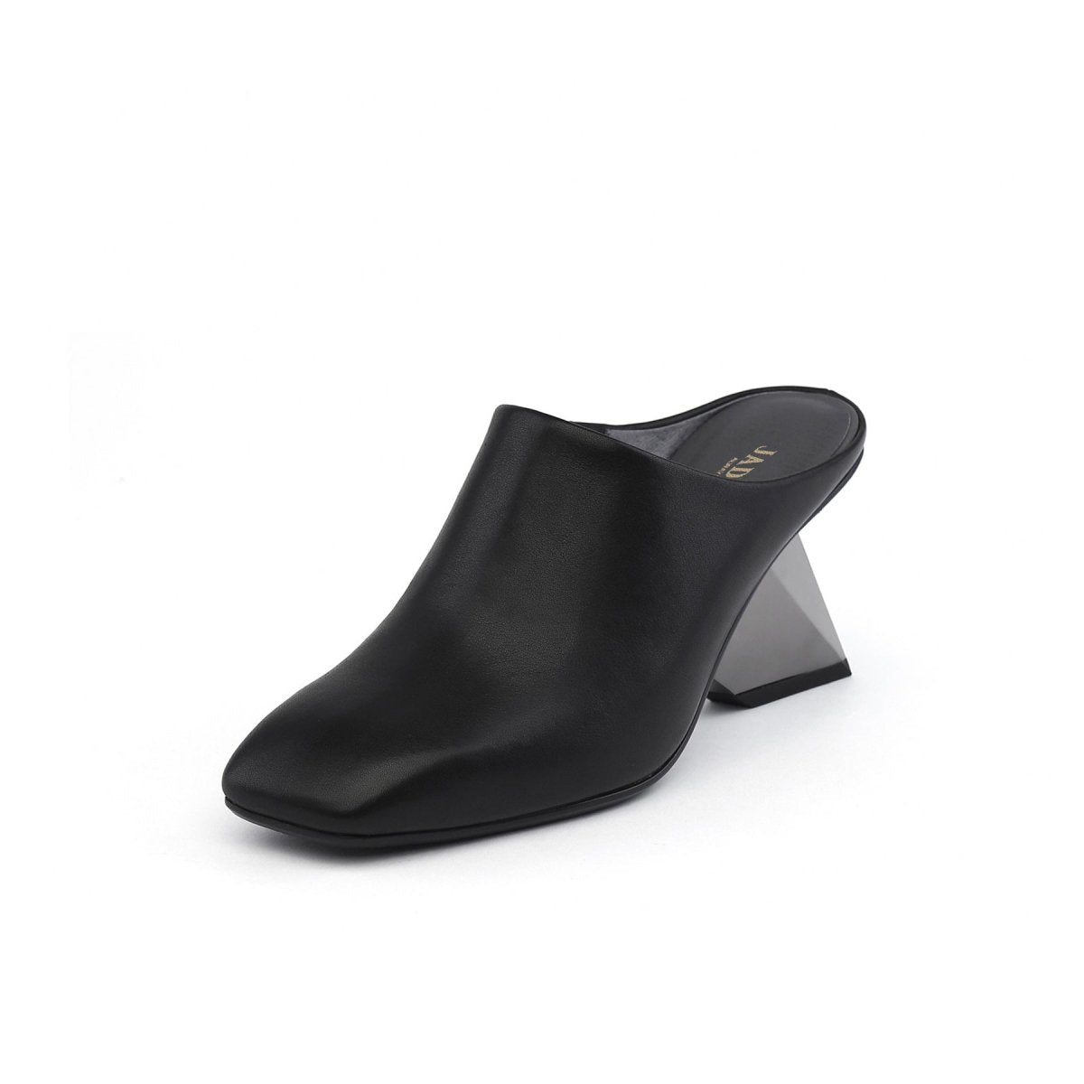 Edgy Pointed Toe Gravity Block Heel Pumps-1