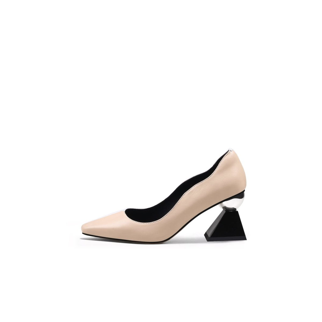 Classy Geometric Heel Scalloped Leather Pumps-0