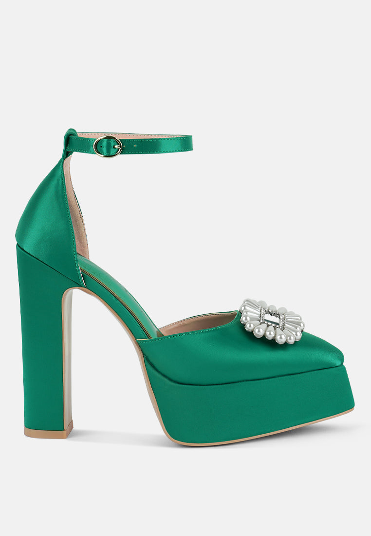 Maeissa Pearls Brooch Detail Platform Block Heel Sandals-5